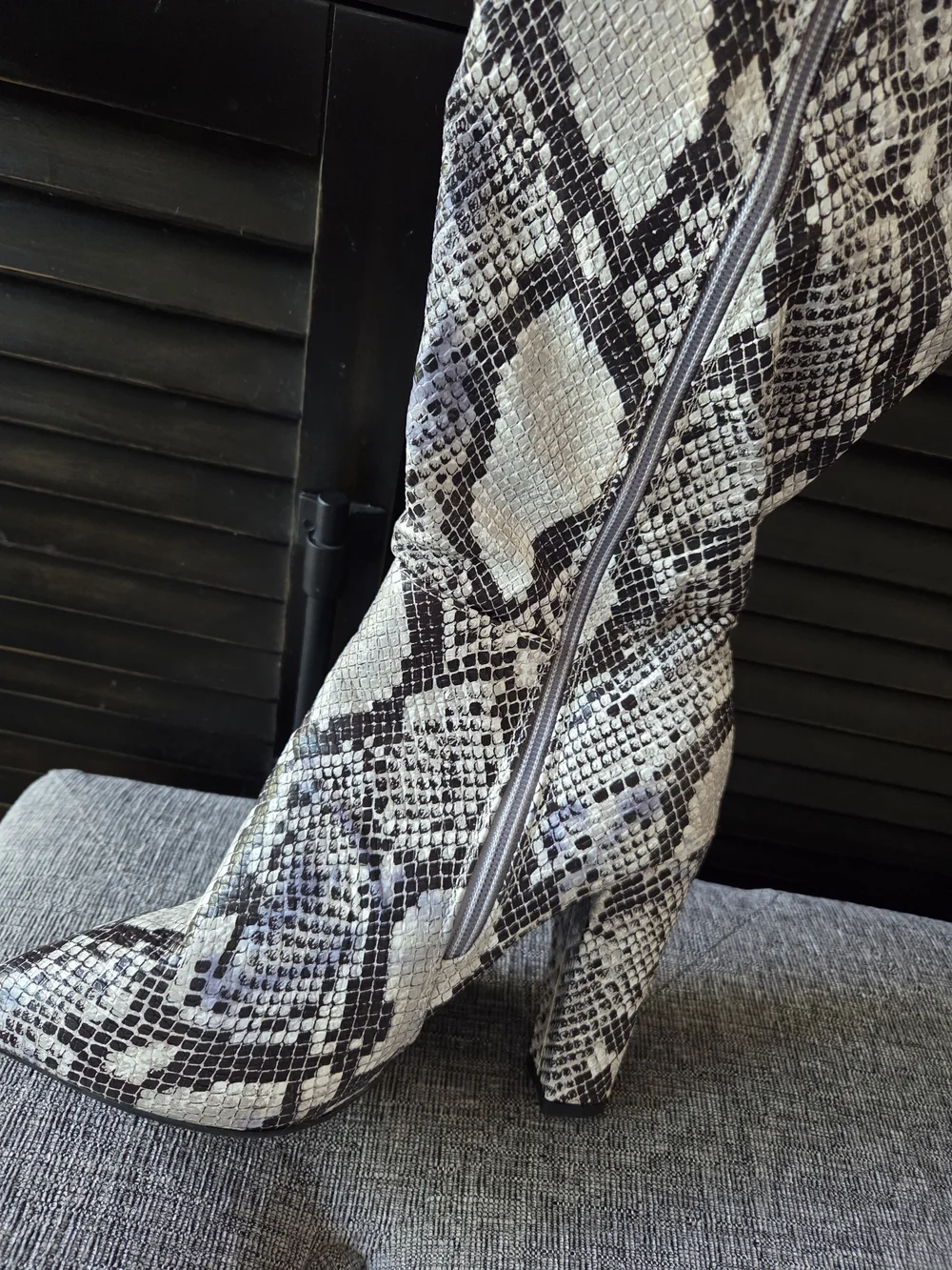 Bamboo Womens Snakeskin Over-the-Knee Boots Size 9